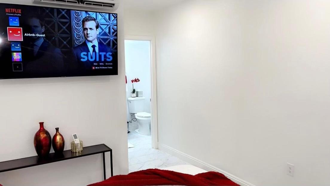 Apartment Cozy Studio…5 Min Away From Airport. “ Las Vegas